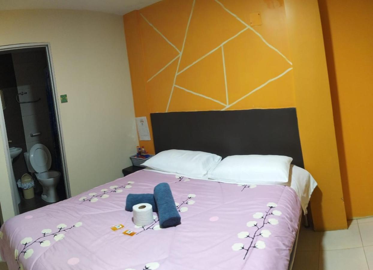 Hostal Bryana Inn Banos Luaran gambar